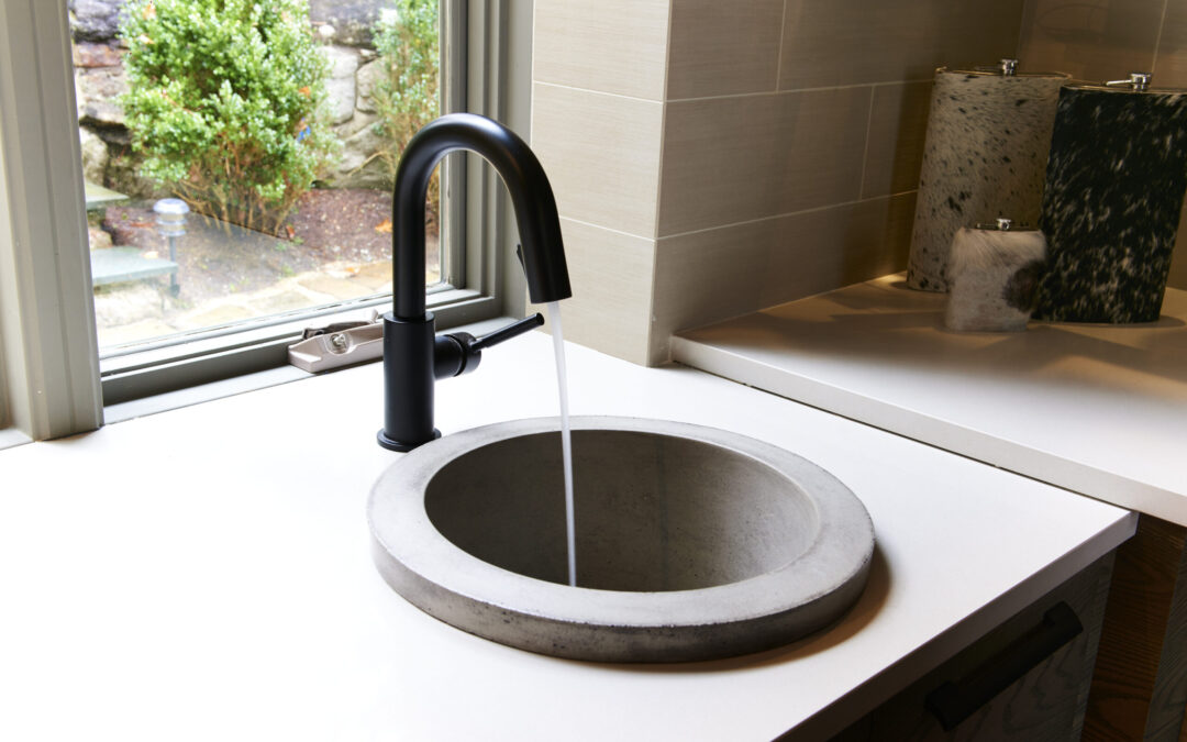 Bar sink